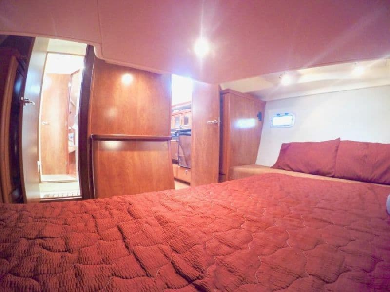 2011 Hunter 39 - Photo 27