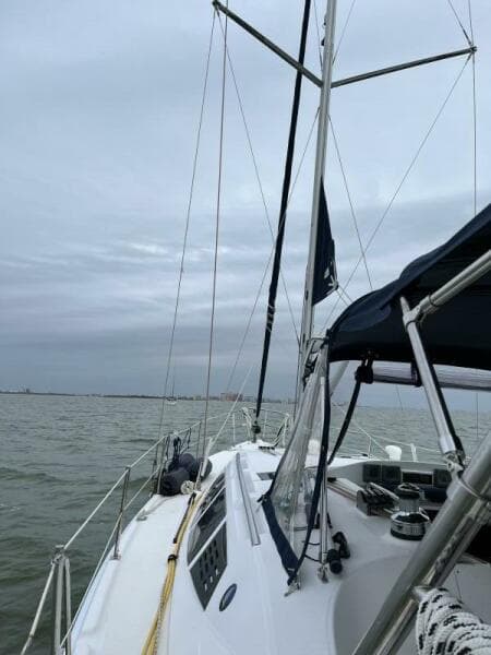 2011 Hunter 39 - Photo 80