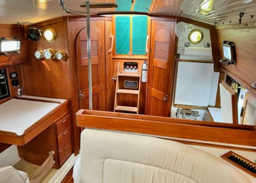 1999 Carver 450 Voyager Pilothouse