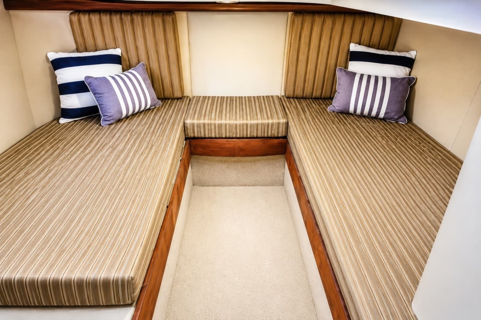 2007 Meridian - Photo 11