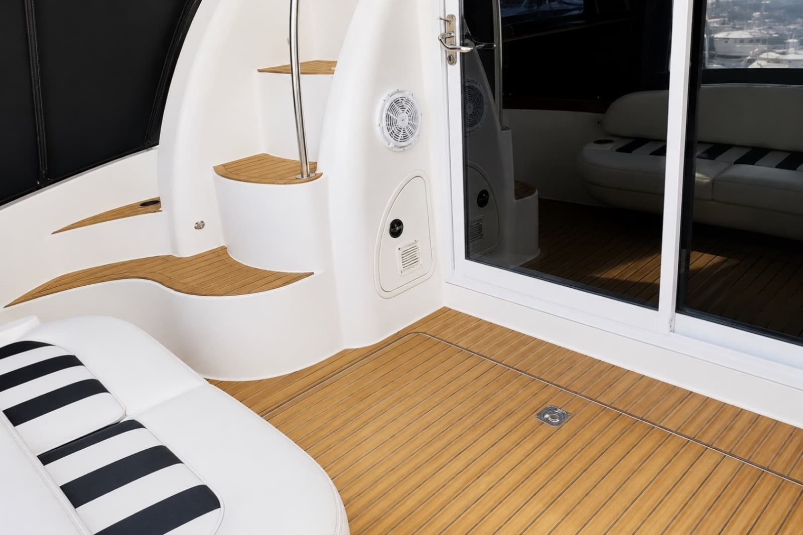 2007 Meridian - Photo 13
