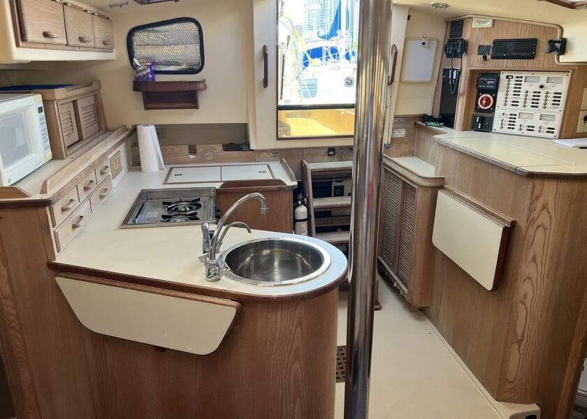 1998 Island Packet Catamaran