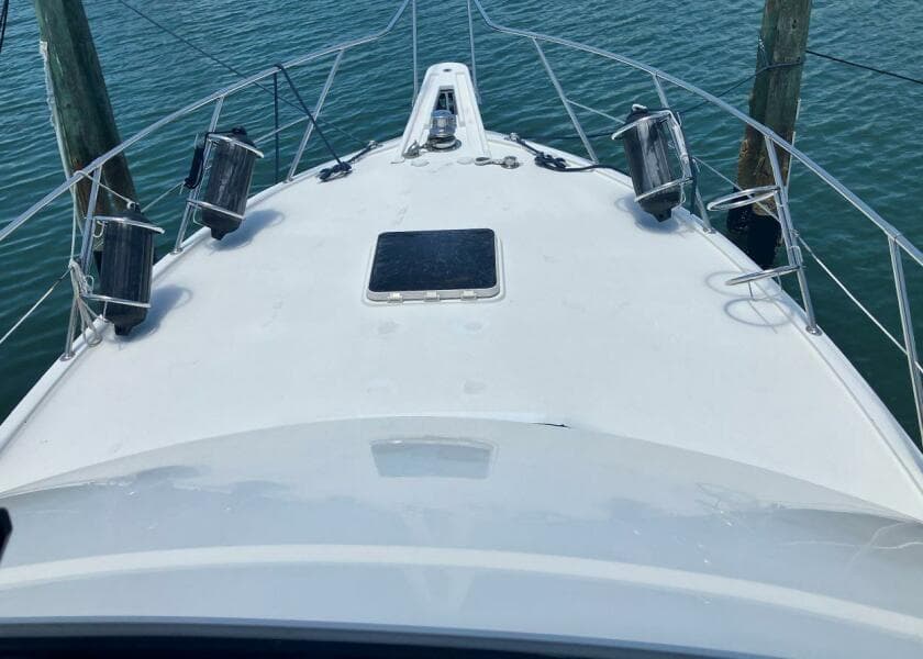1996 Hatteras Cockpit Motoryacht