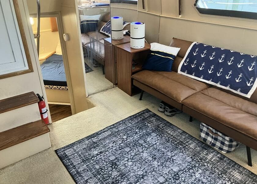 1996 Hatteras Cockpit Motoryacht