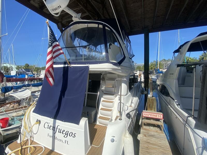 2001 Bayliner 3488 Command Bridge - Photo 2