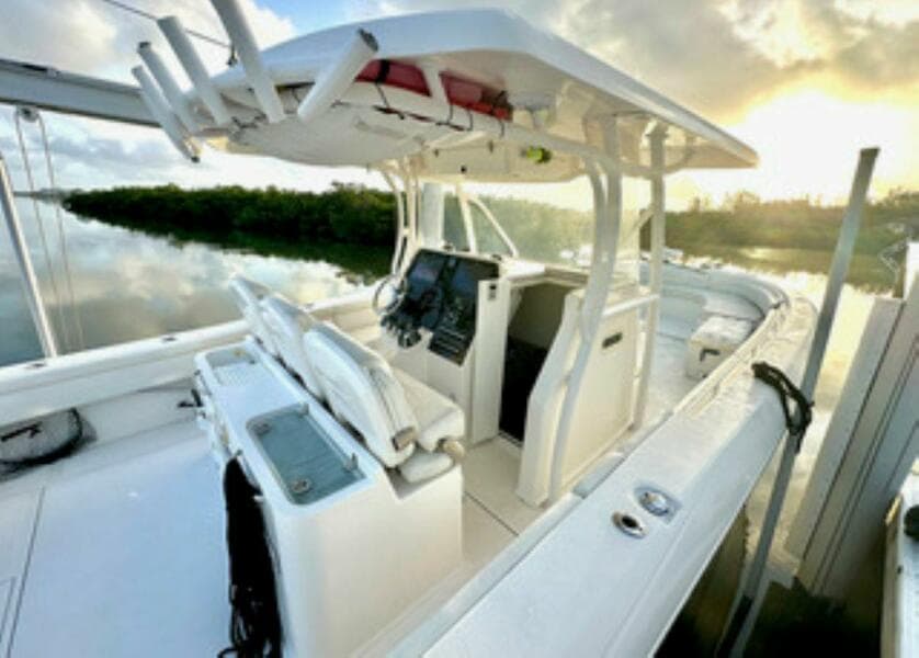 2017 Stamas 390 Tarpon