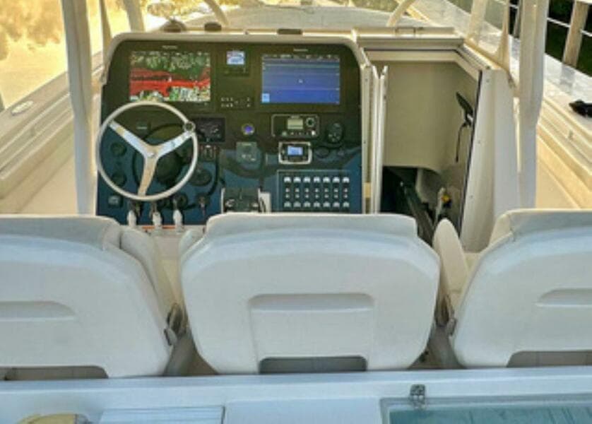 2017 Stamas 390 Tarpon