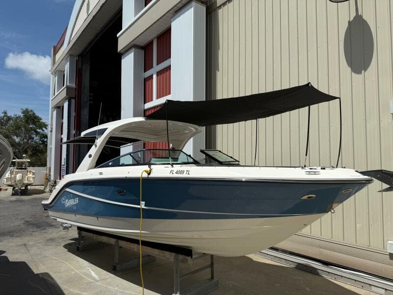 2023 Sea Ray 310 SLX OB