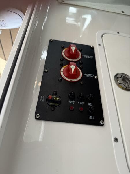 2022 Sea Hunt Ultra 265 SE