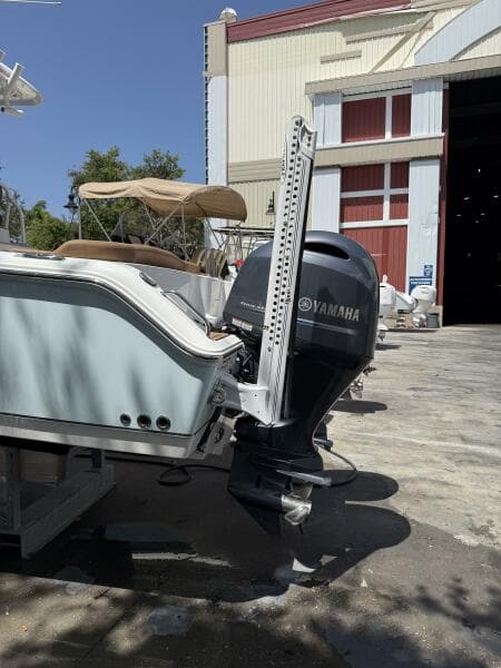 2022 Sea Hunt Ultra 265 SE