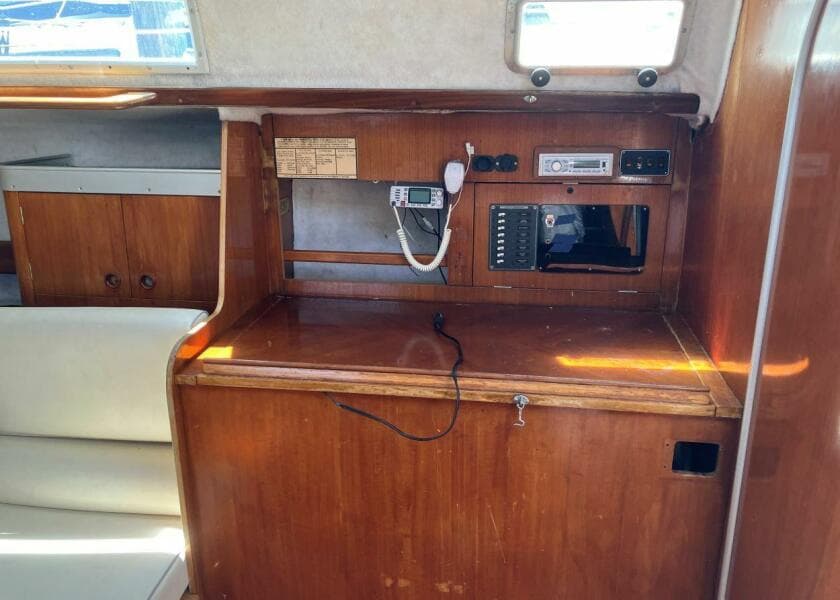 1991 Beneteau Moorings 38