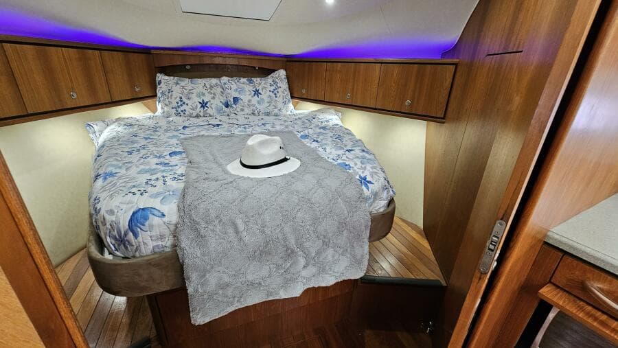 2007 Tiara Yachts 3900 Sovran