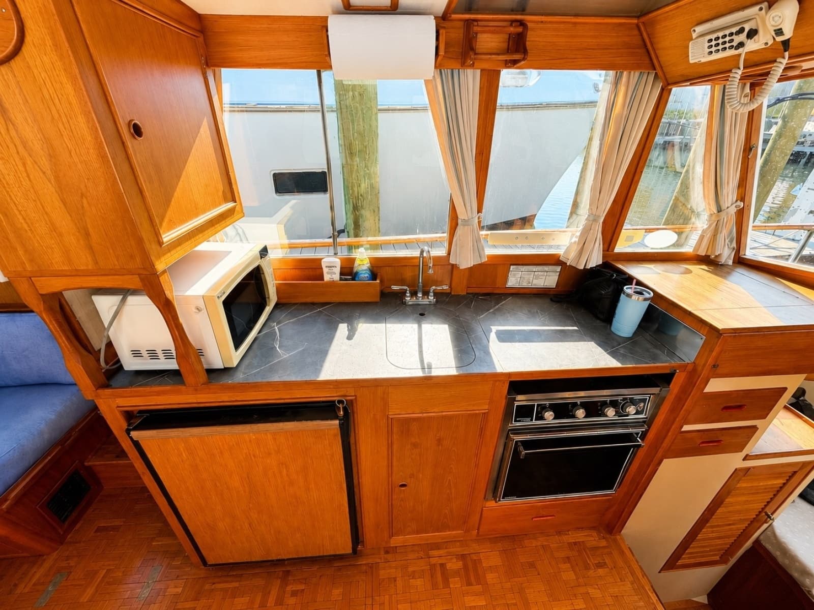 1985 Grand Banks 36 Classic - Photo 6