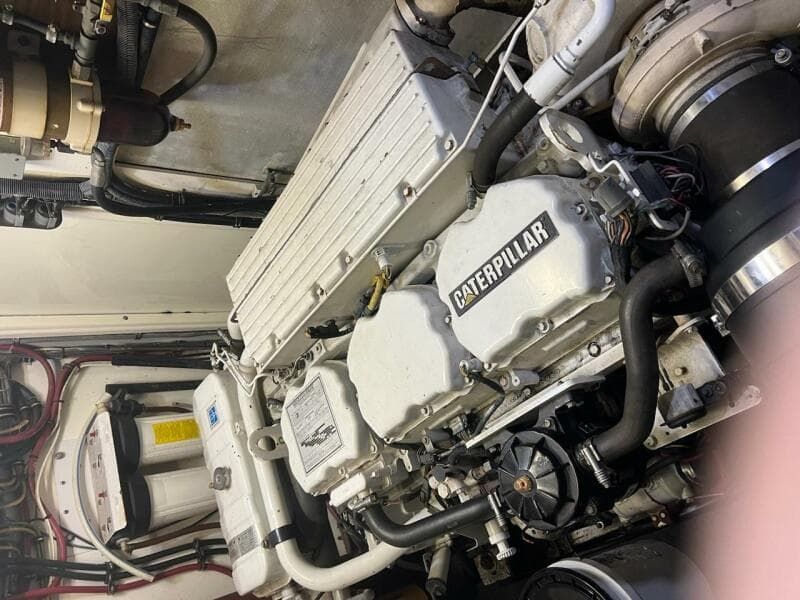 1985 Hatteras Motor Yacht