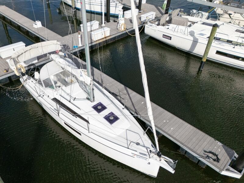2021 Beneteau 30.1