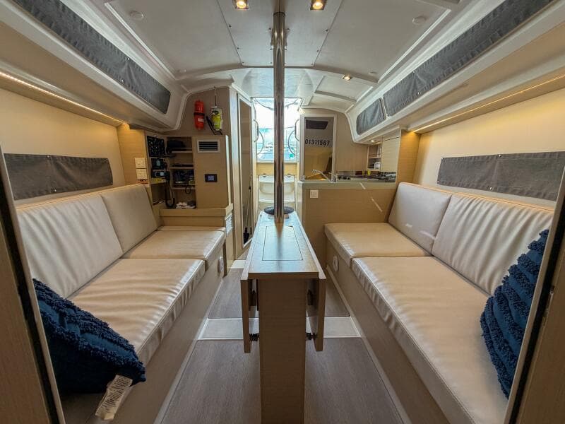2021 Beneteau 30.1
