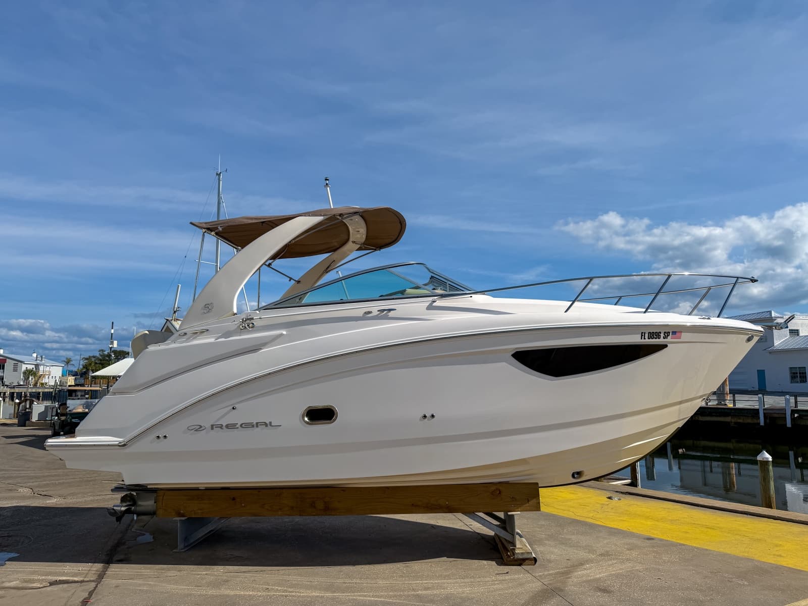 2020 Regal 26 Express - Photo 1