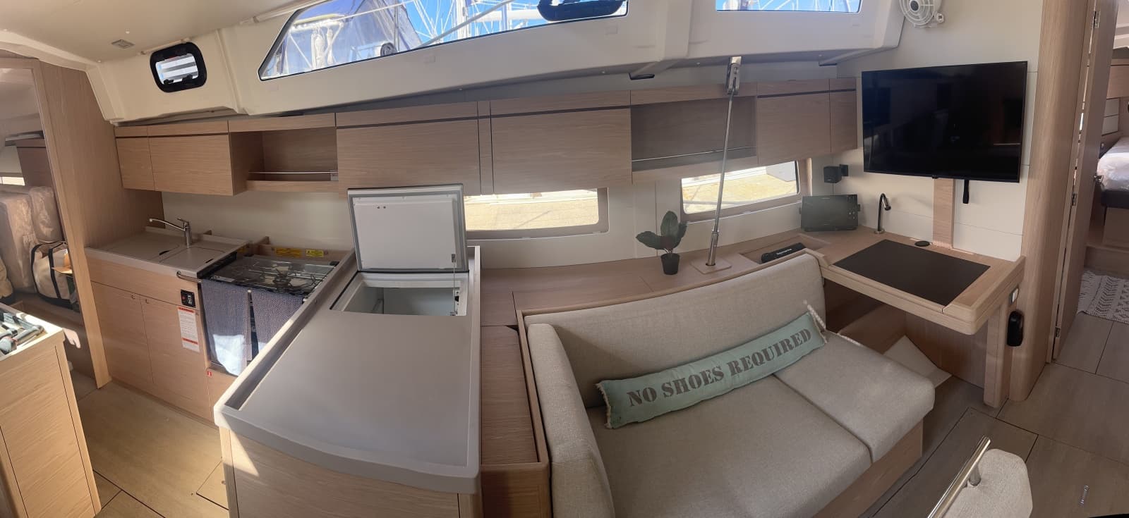 2025 Beneteau 46.9 - Photo 6