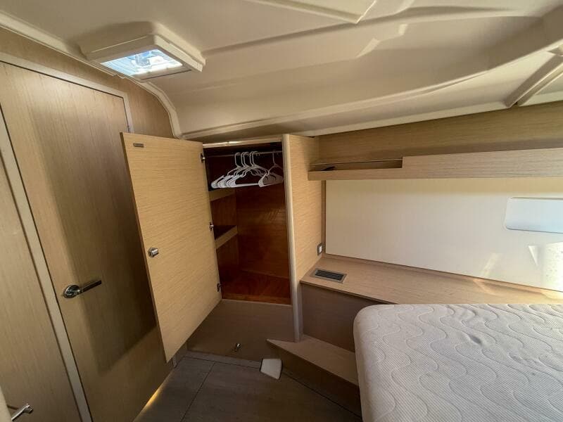 2022 Beneteau 40.1 - Photo 17