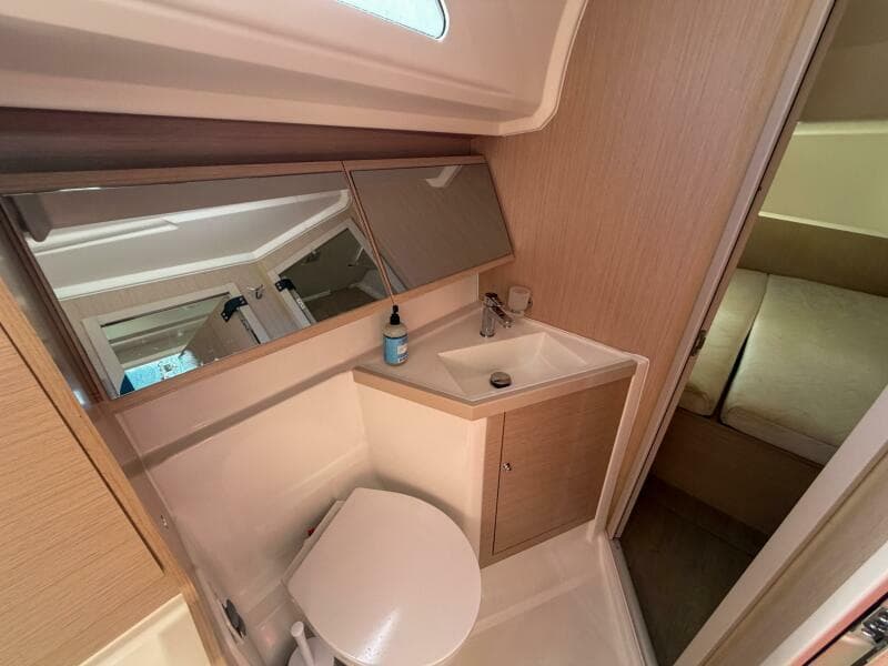 2022 Beneteau 40.1 - Photo 22