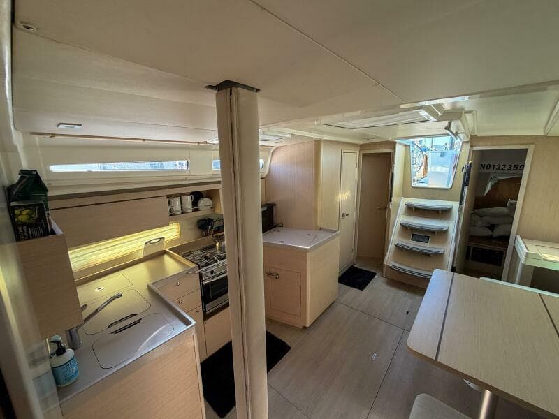 2022 Beneteau 40.1 - Photo 9