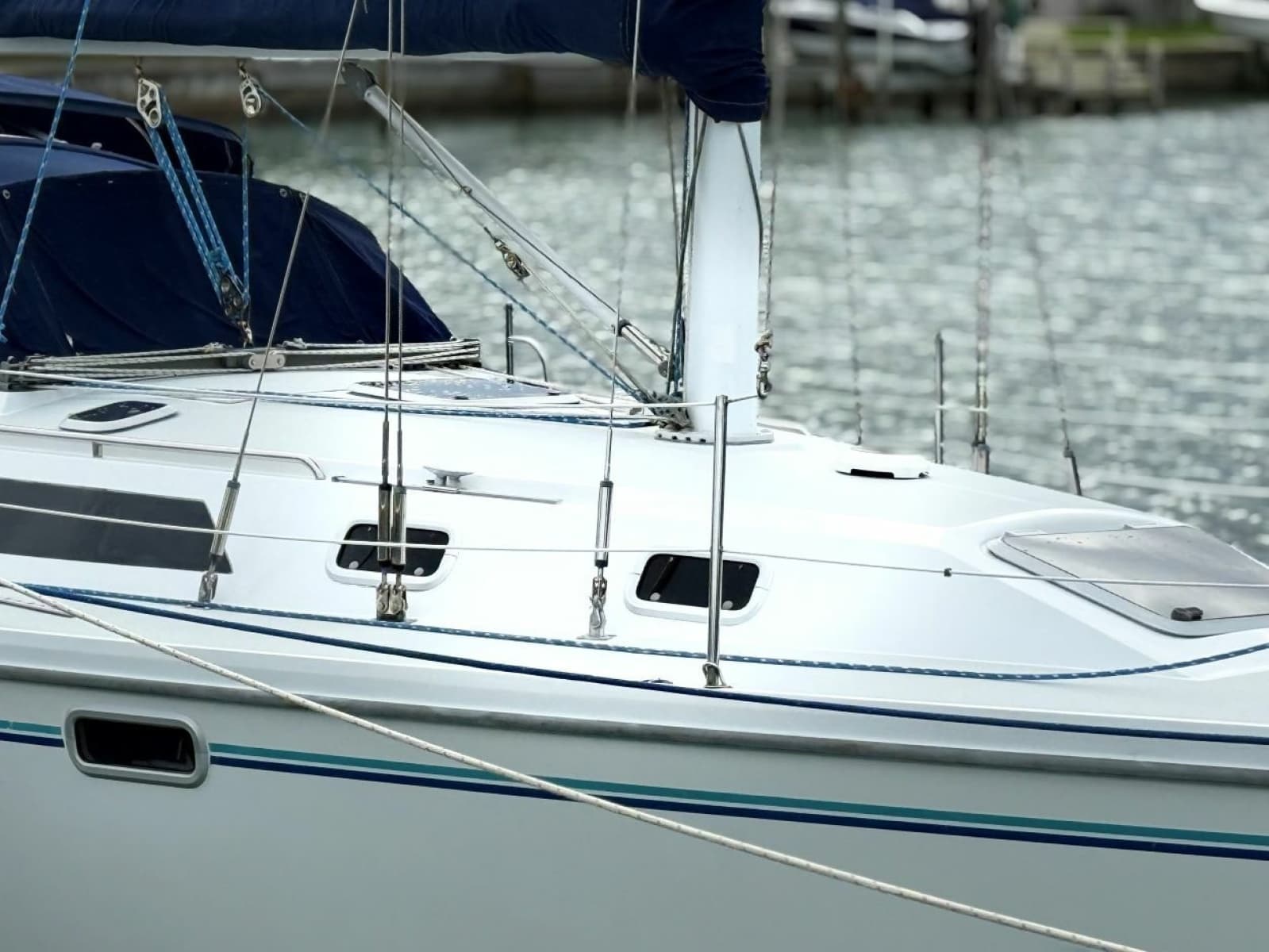 1996 Catalina 320 - Photo 34