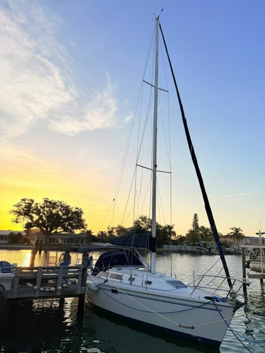 1996 Catalina 320 - Photo 25