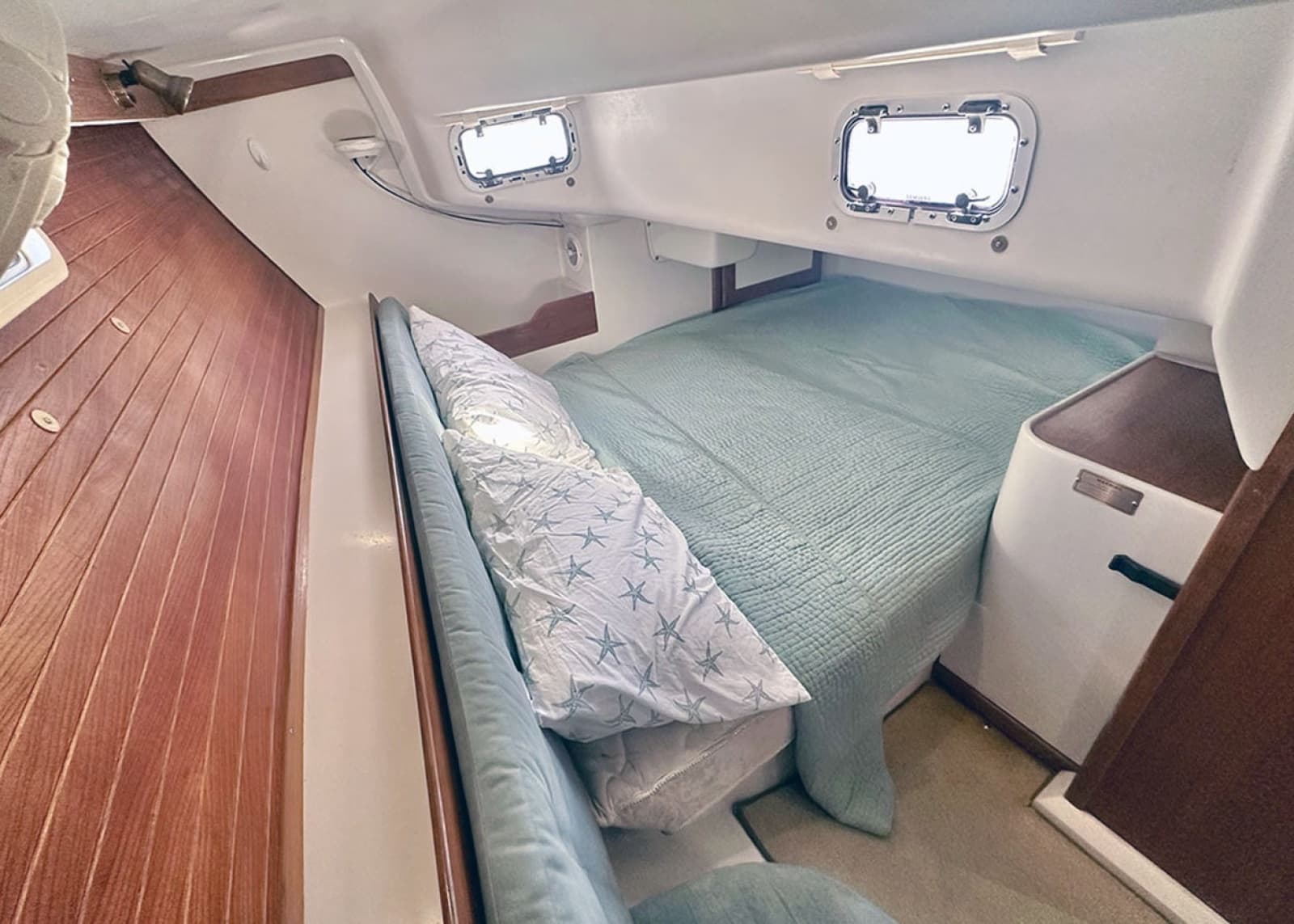 1996 Catalina 320 - Photo 12