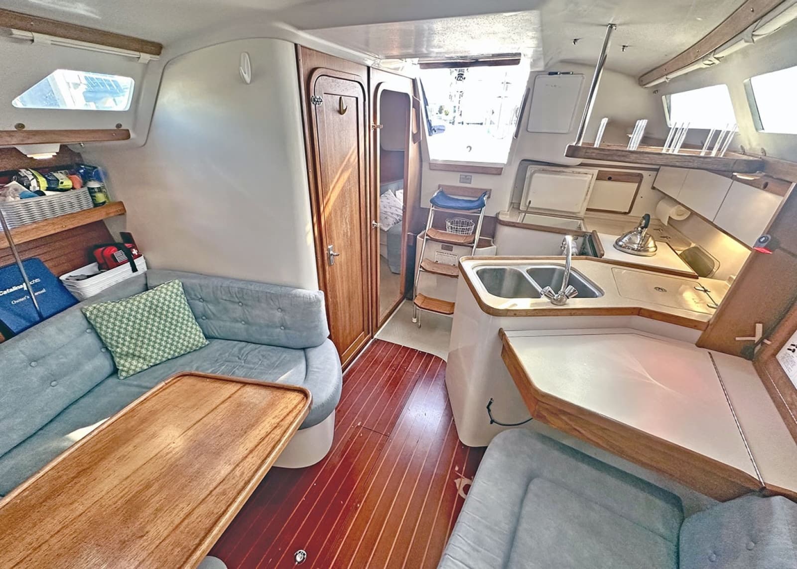 1996 Catalina 320 - Photo 3