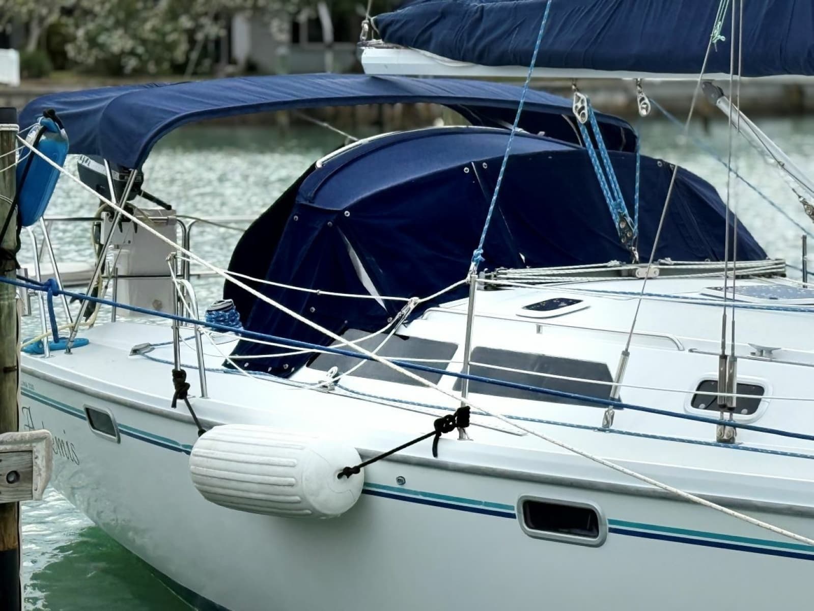 1996 Catalina 320 - Photo 28