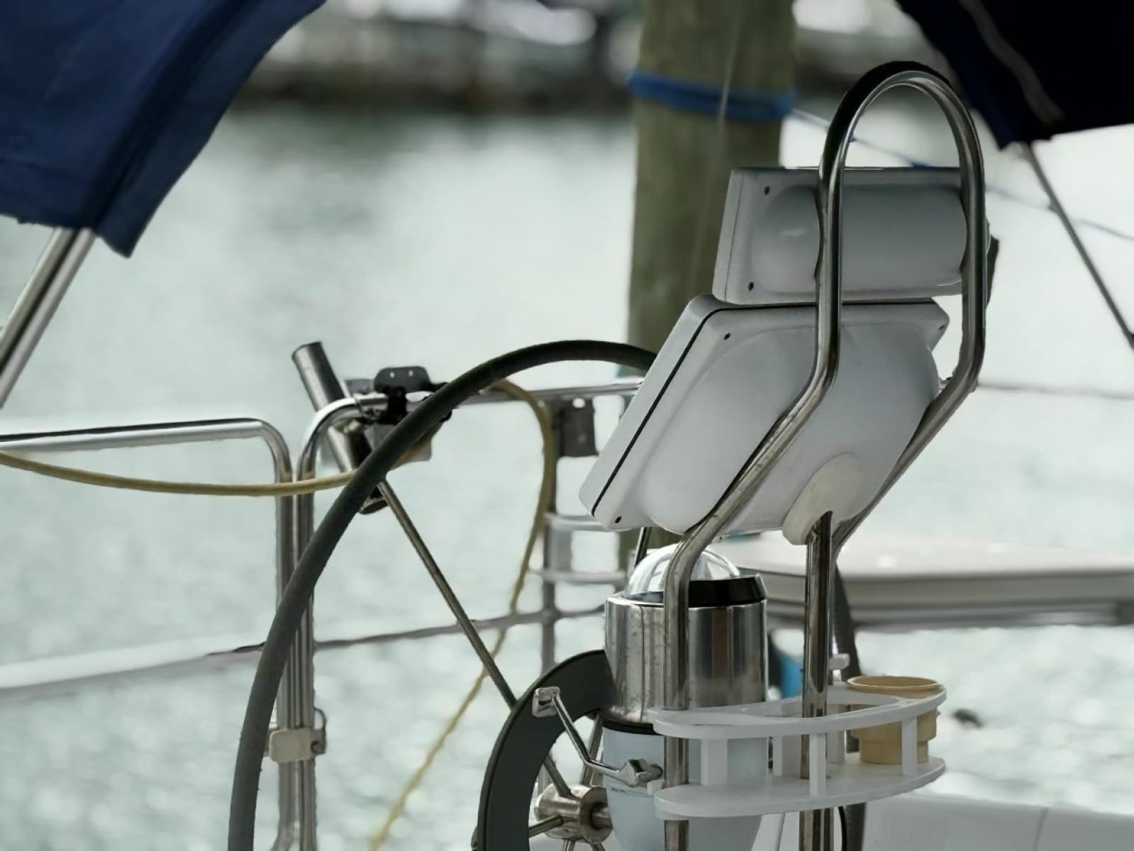 1996 Catalina 320 - Photo 33