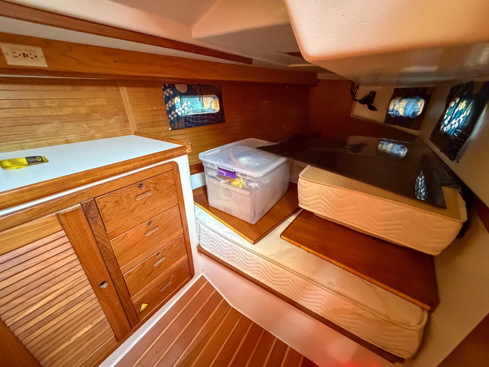 1993 Catalina 42 - Photo 22