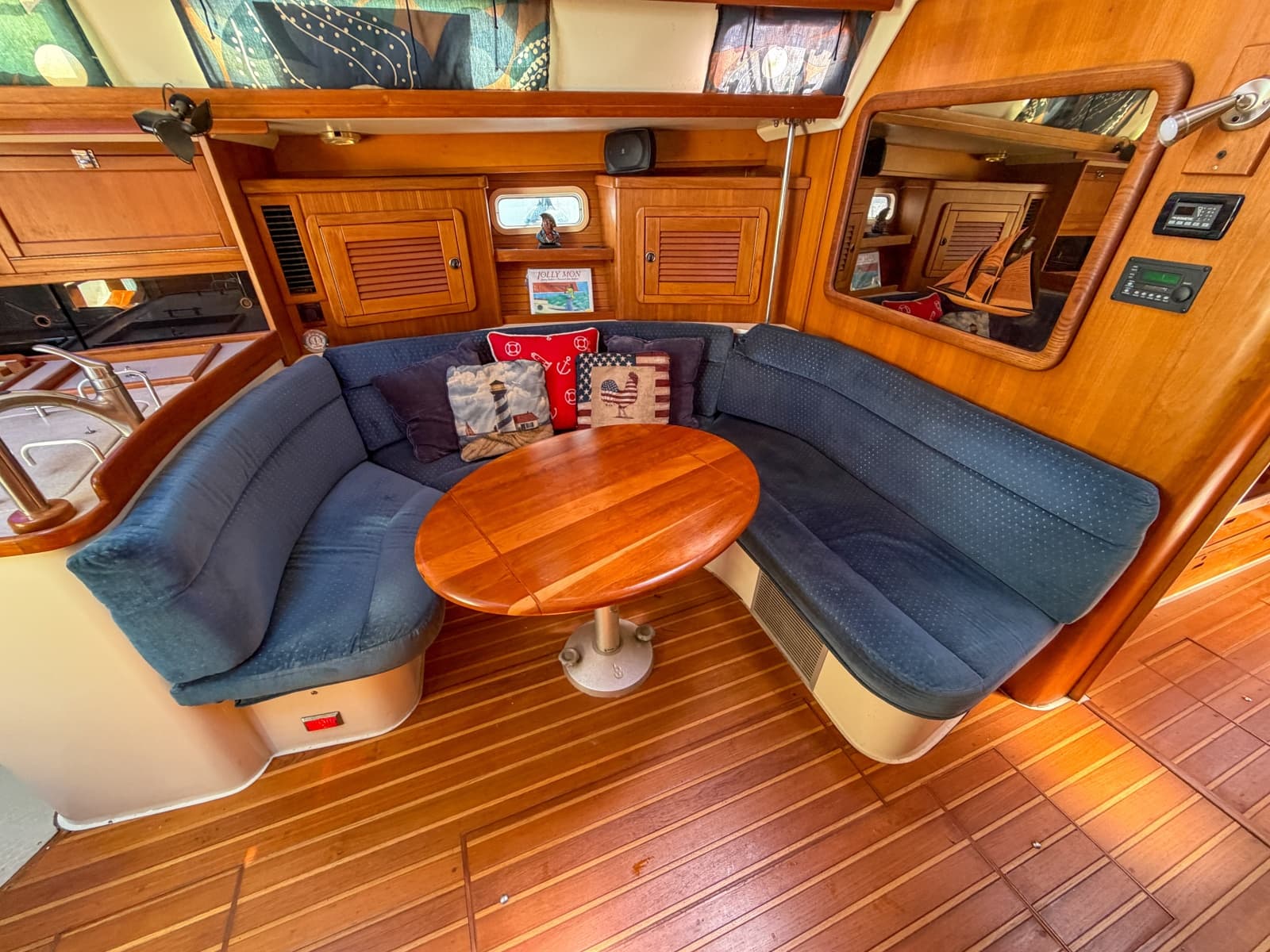 1993 Catalina 42 - Photo 5