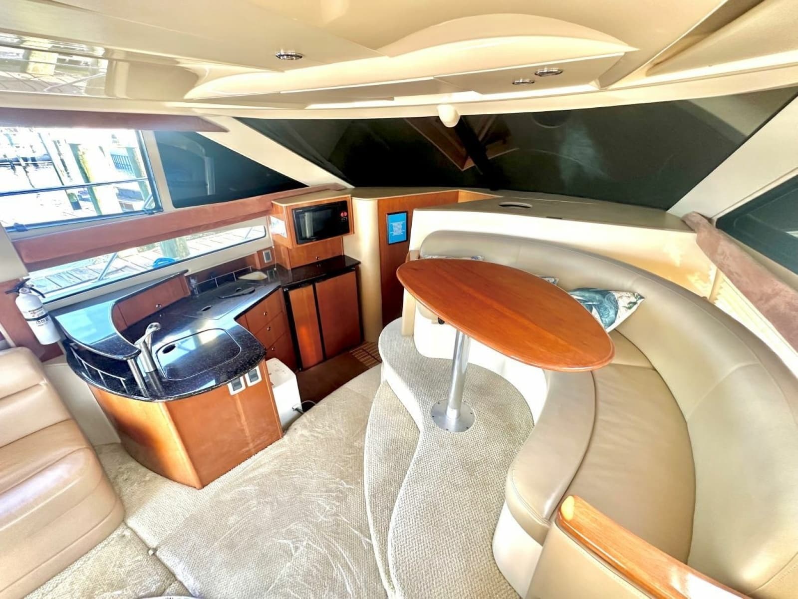 2007 Meridian 391 Motor Yacht - Photo 17