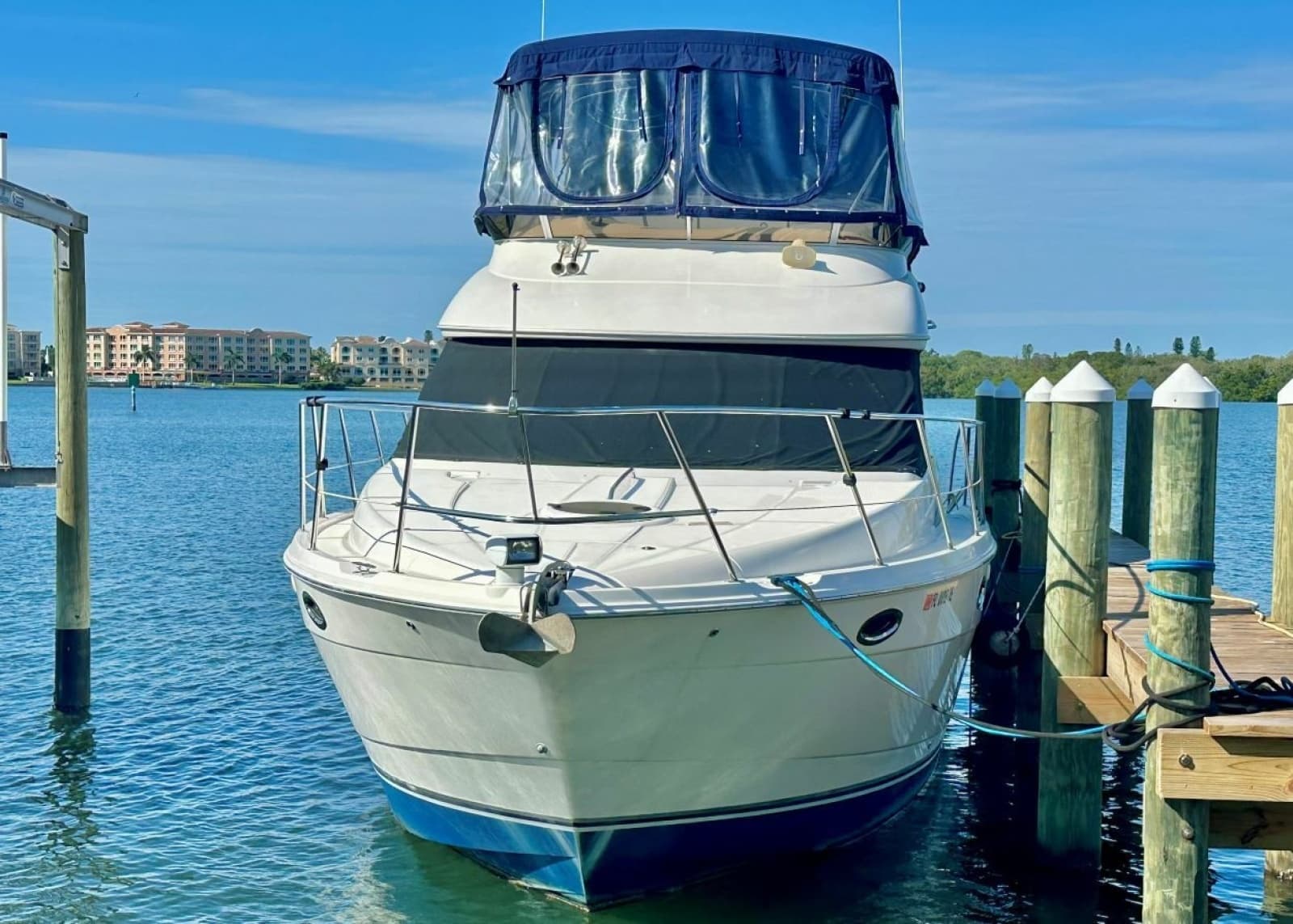 2007 Meridian 391 Motor Yacht - Photo 6