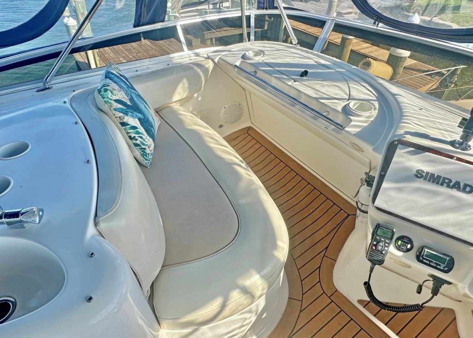 2007 Meridian 391 Motor Yacht - Photo 13