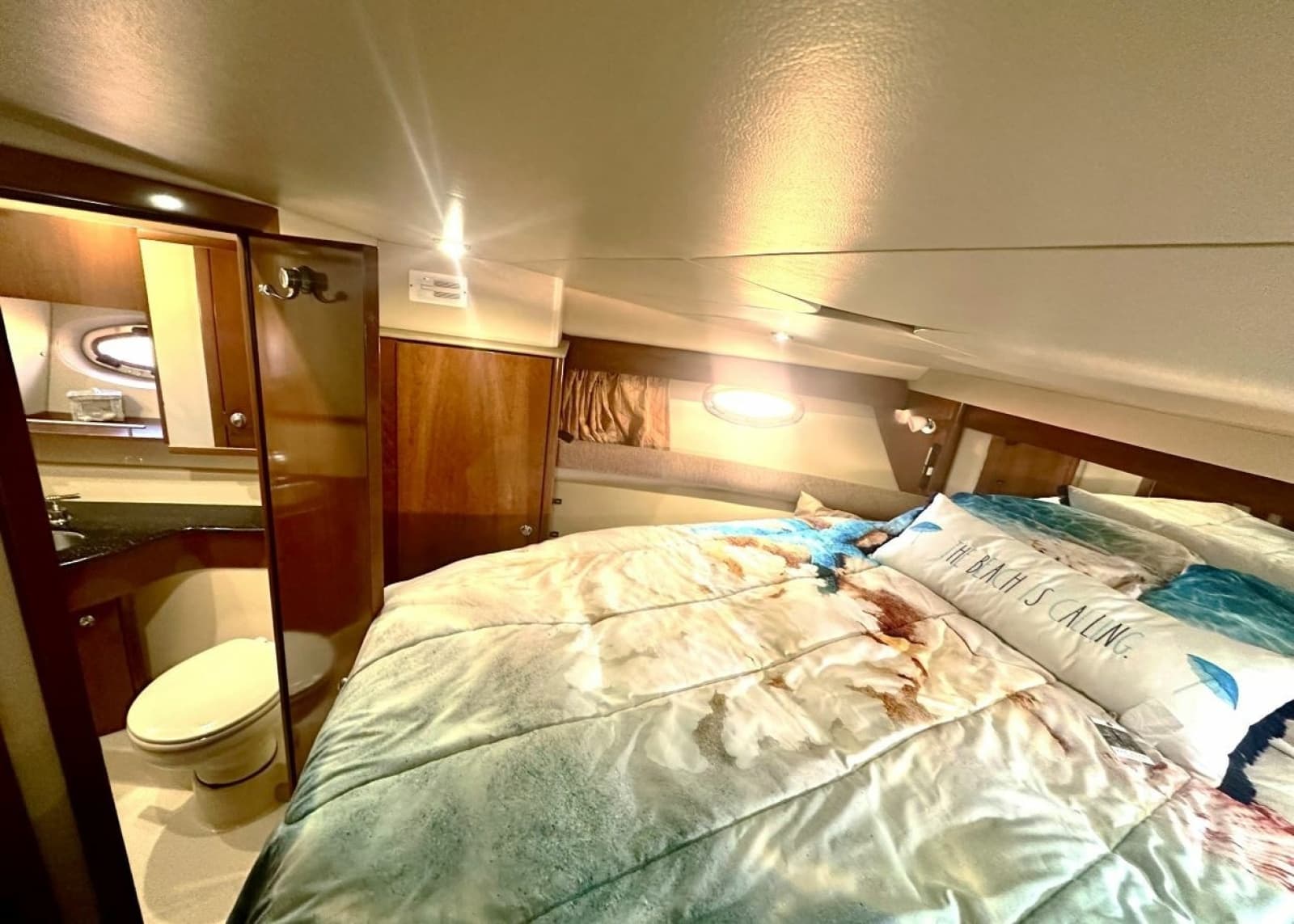 2007 Meridian 391 Motor Yacht - Photo 22