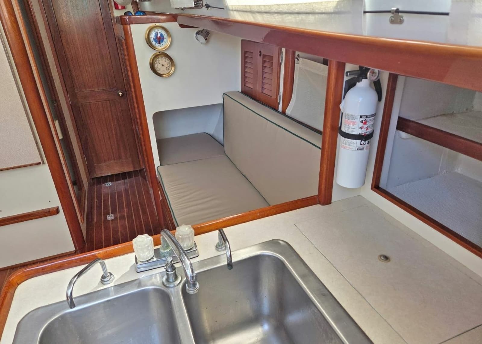 1981 Bristol Sloop - Photo 10