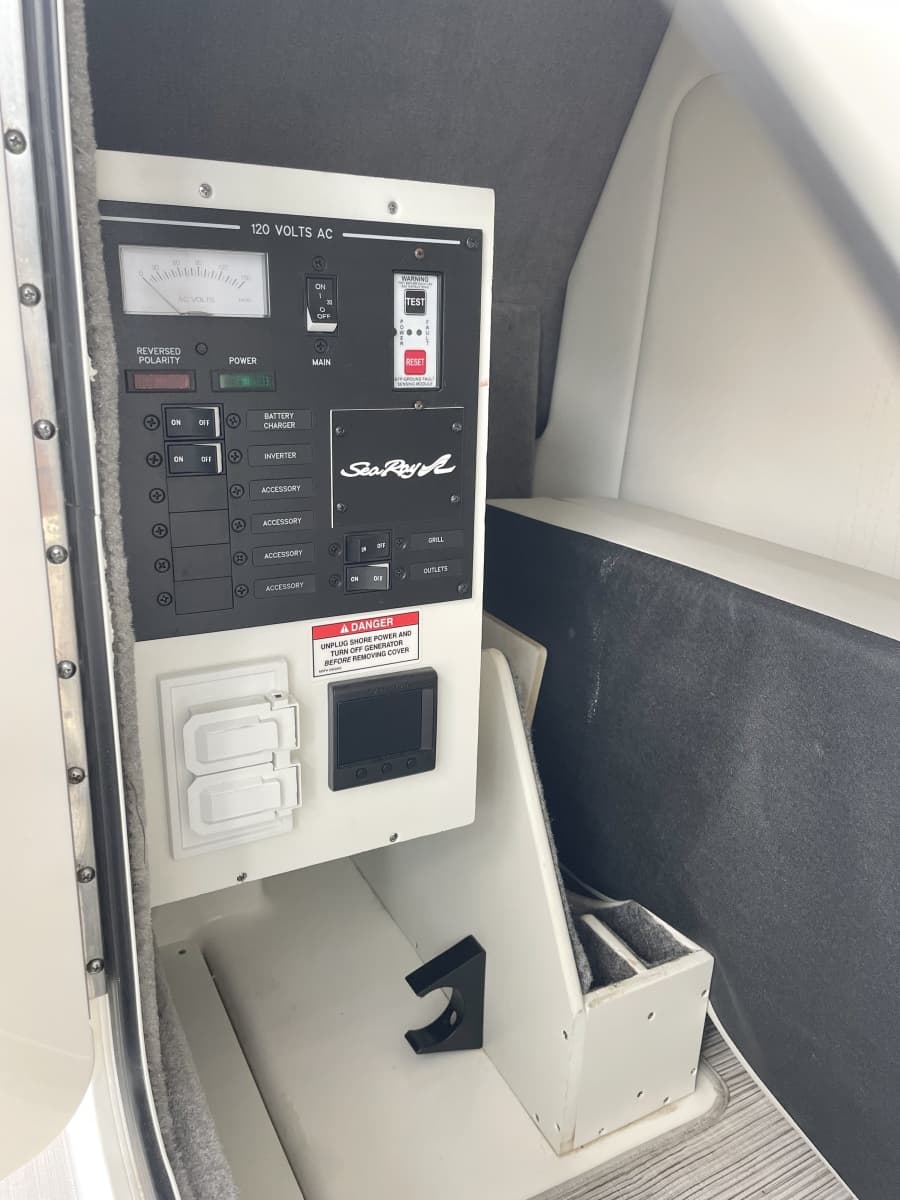 2022 Sea Ray 290 SDX - Photo 15