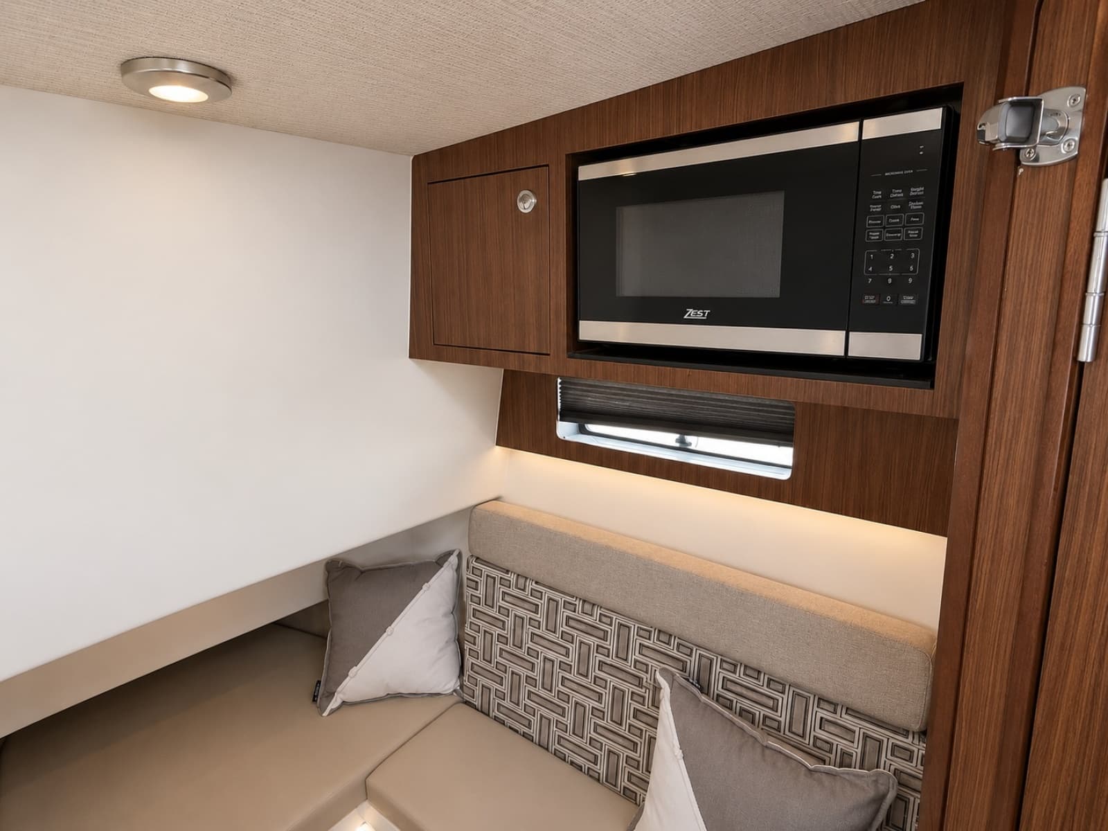 2023 Pursuit - Photo 12