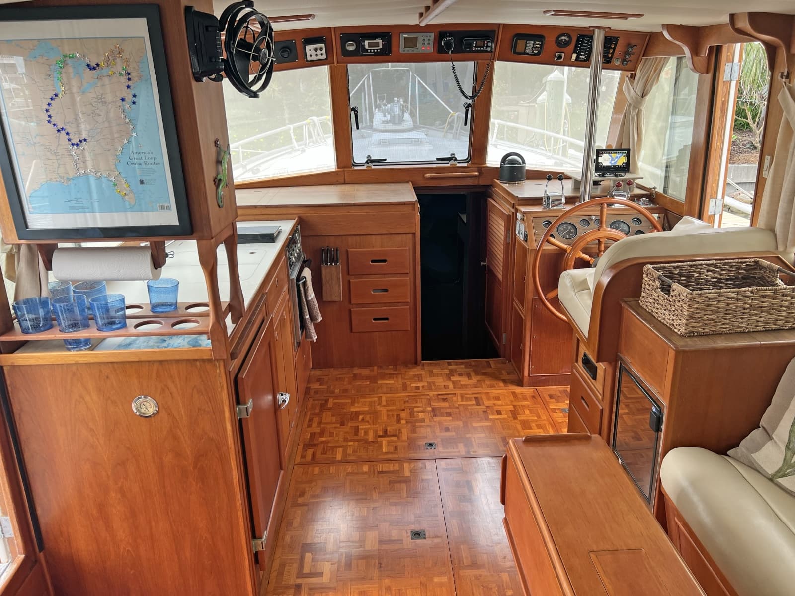 1991 Grand Banks Motoryacht - Photo 3