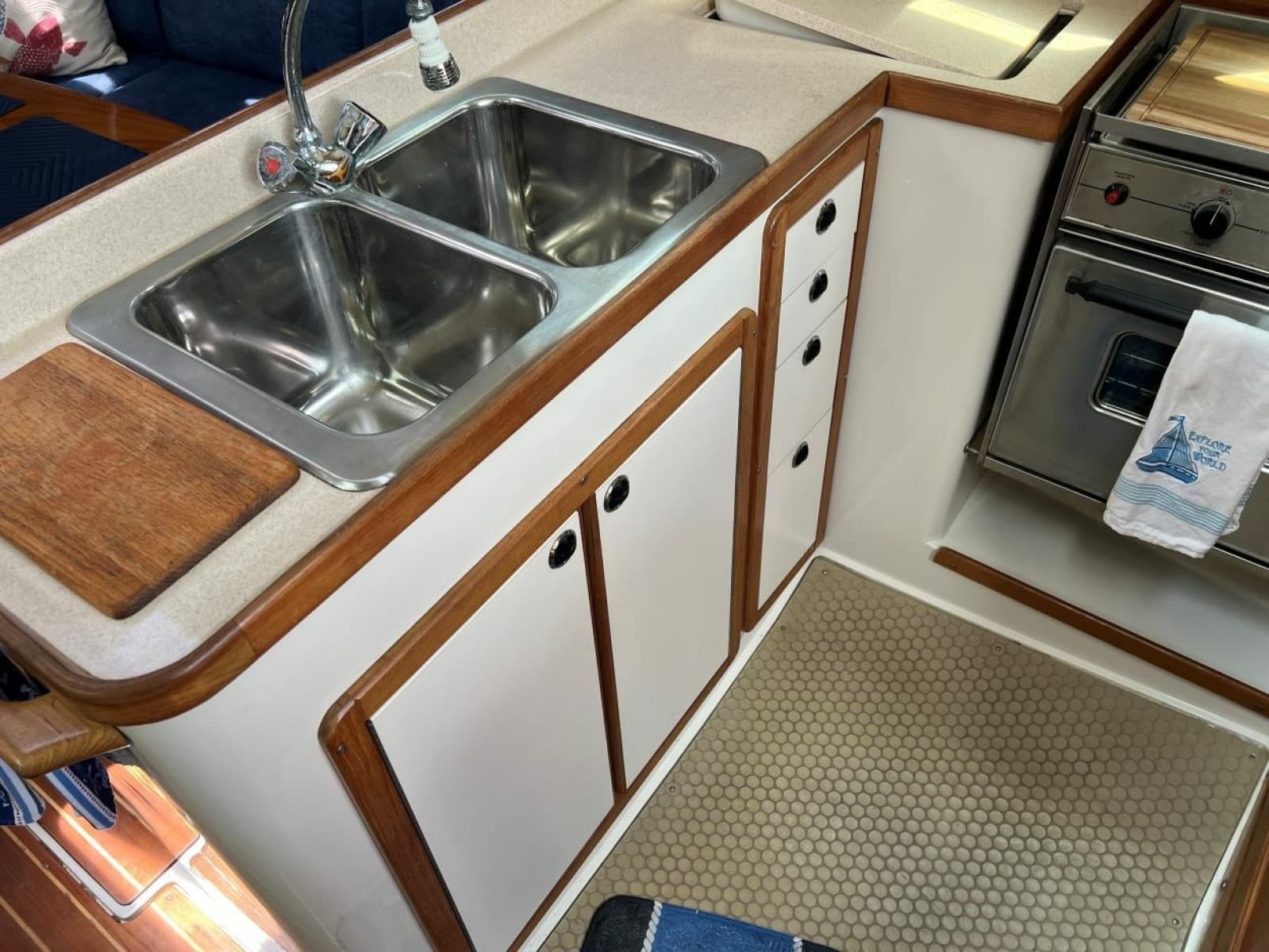 2001 Catalina MKII - Photo 15