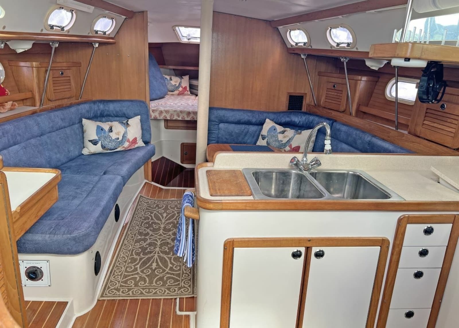 2001 Catalina MKII - Photo 24