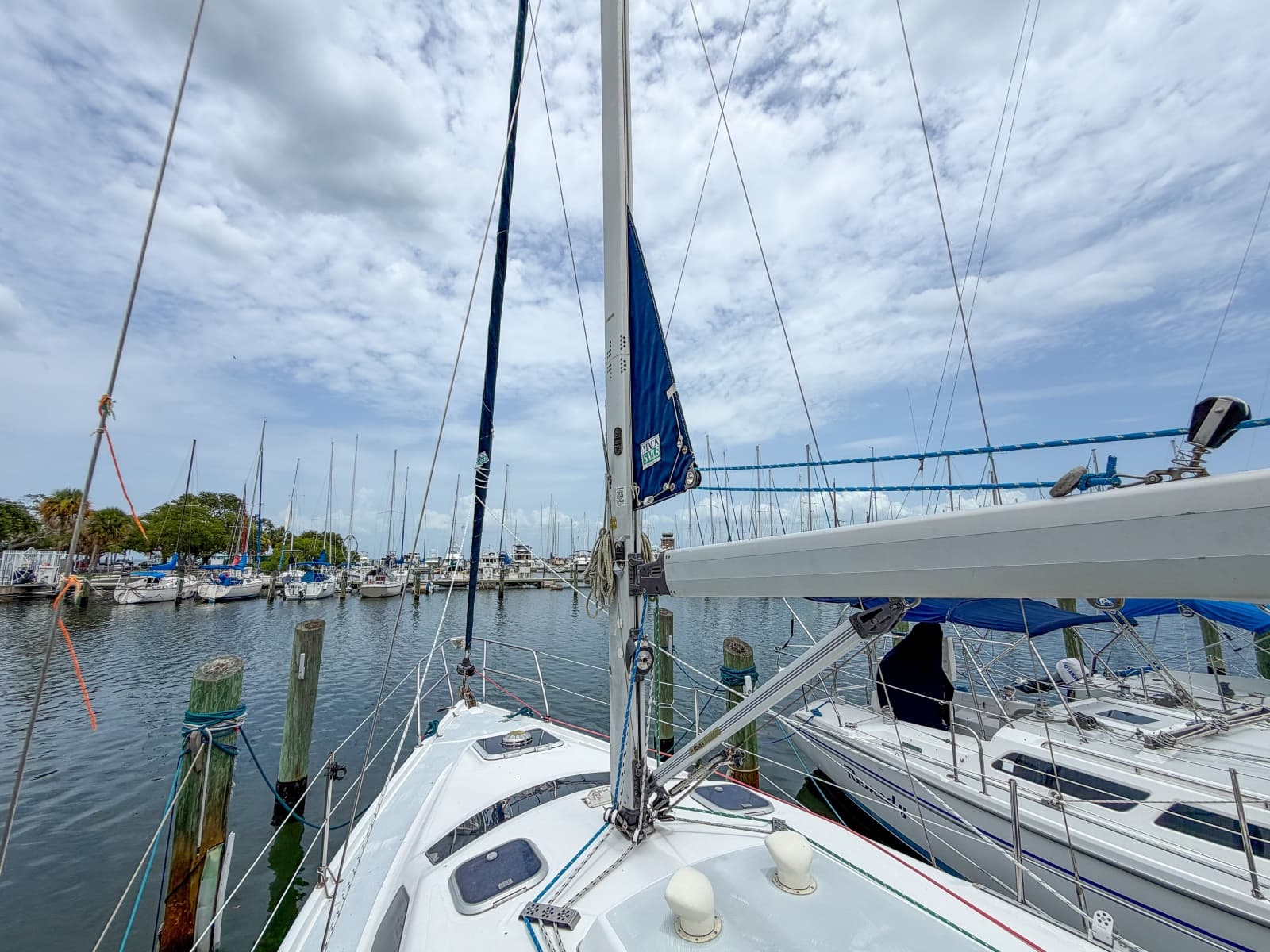 1999 Hunter 310 - Photo 53