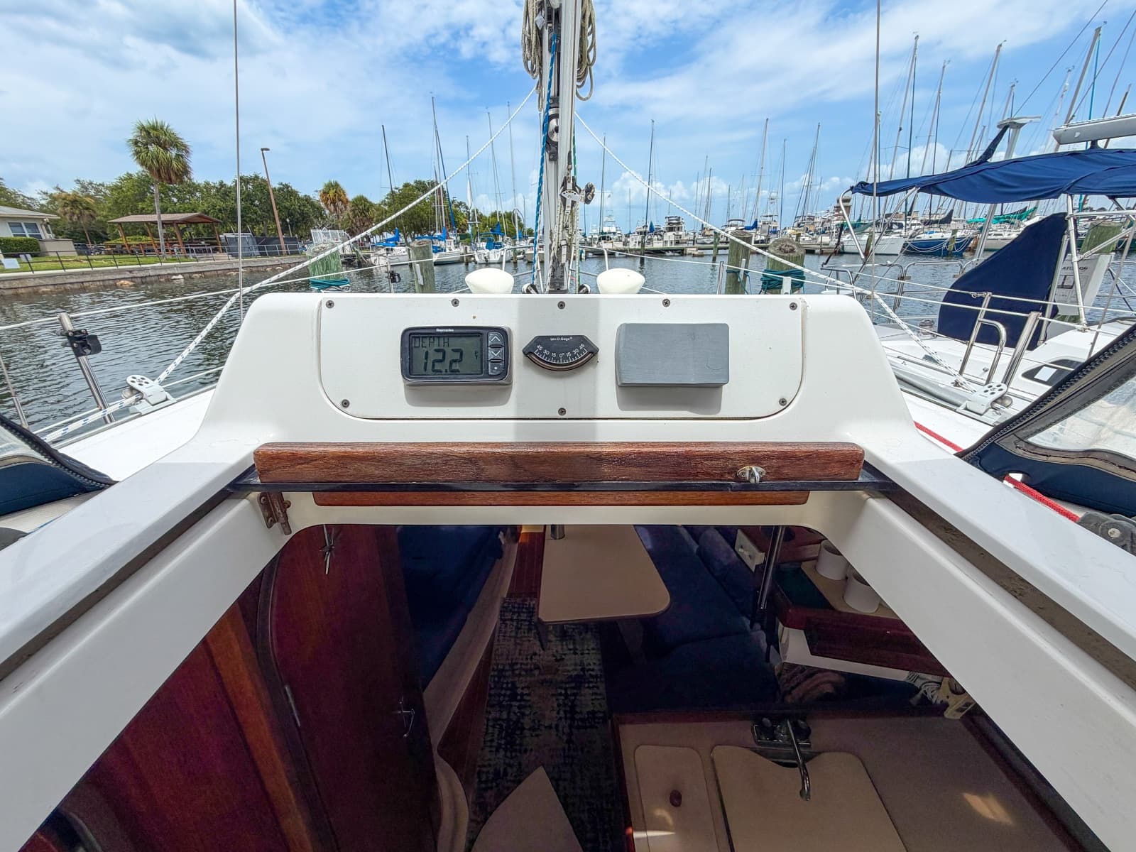 1999 Hunter 310 - Photo 50