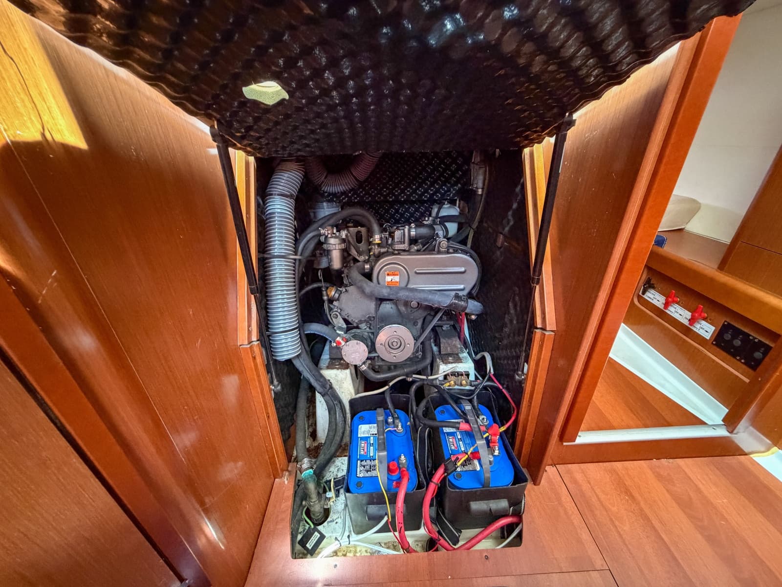 2011 Beneteau Oceanis 34 - Photo 27