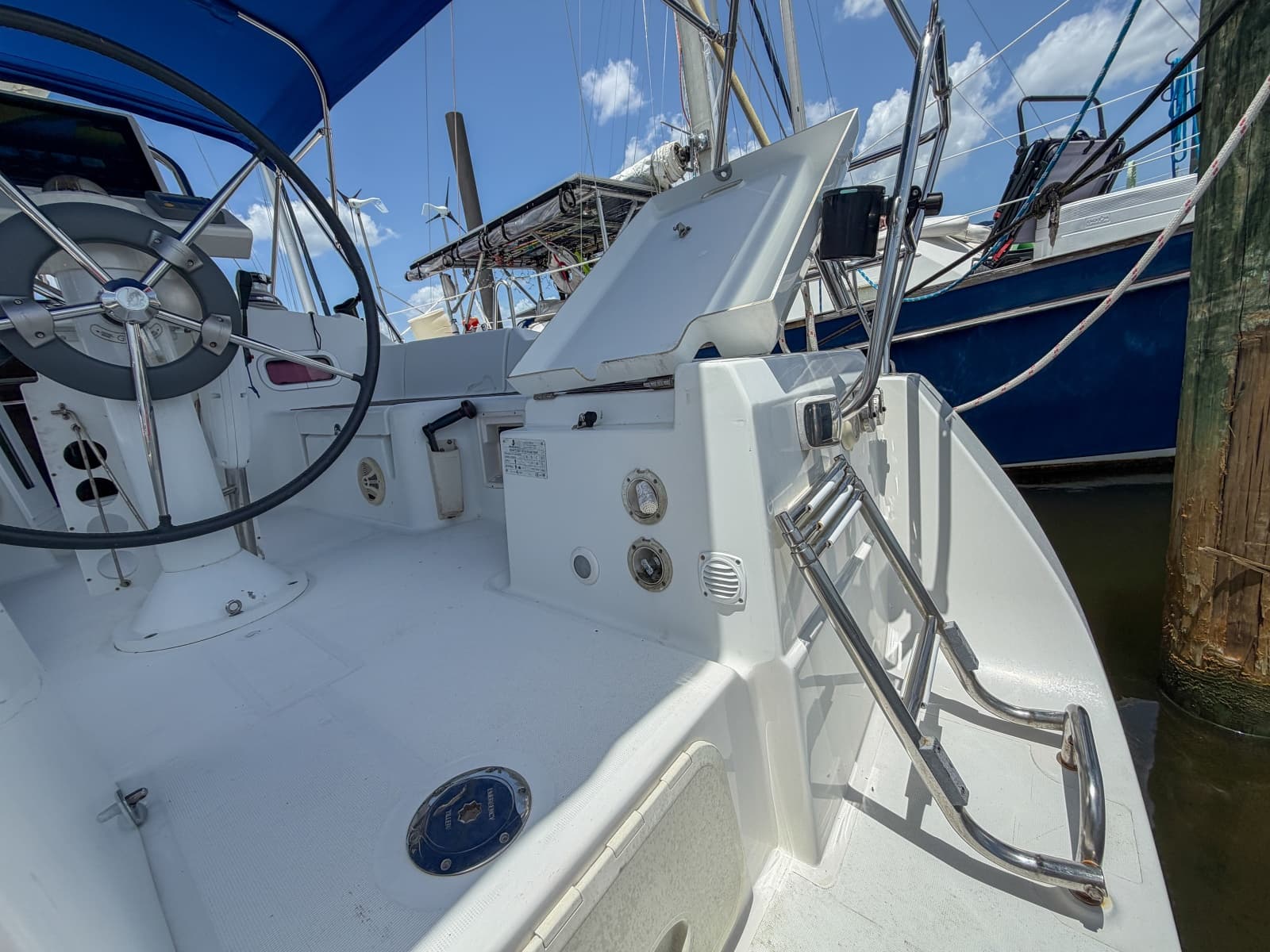 2011 Beneteau Oceanis 34 - Photo 45