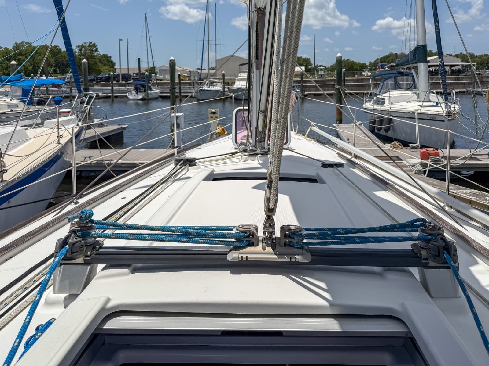 2011 Beneteau Oceanis 34 - Photo 39