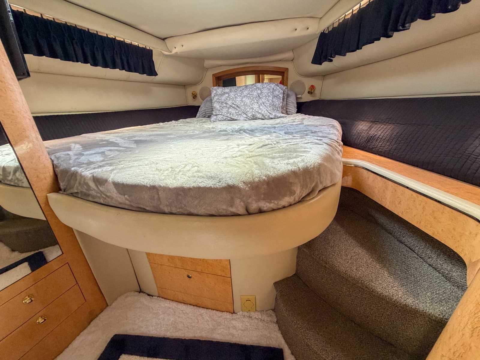 1997 Sea Ray 450 Sundancer - Photo 11