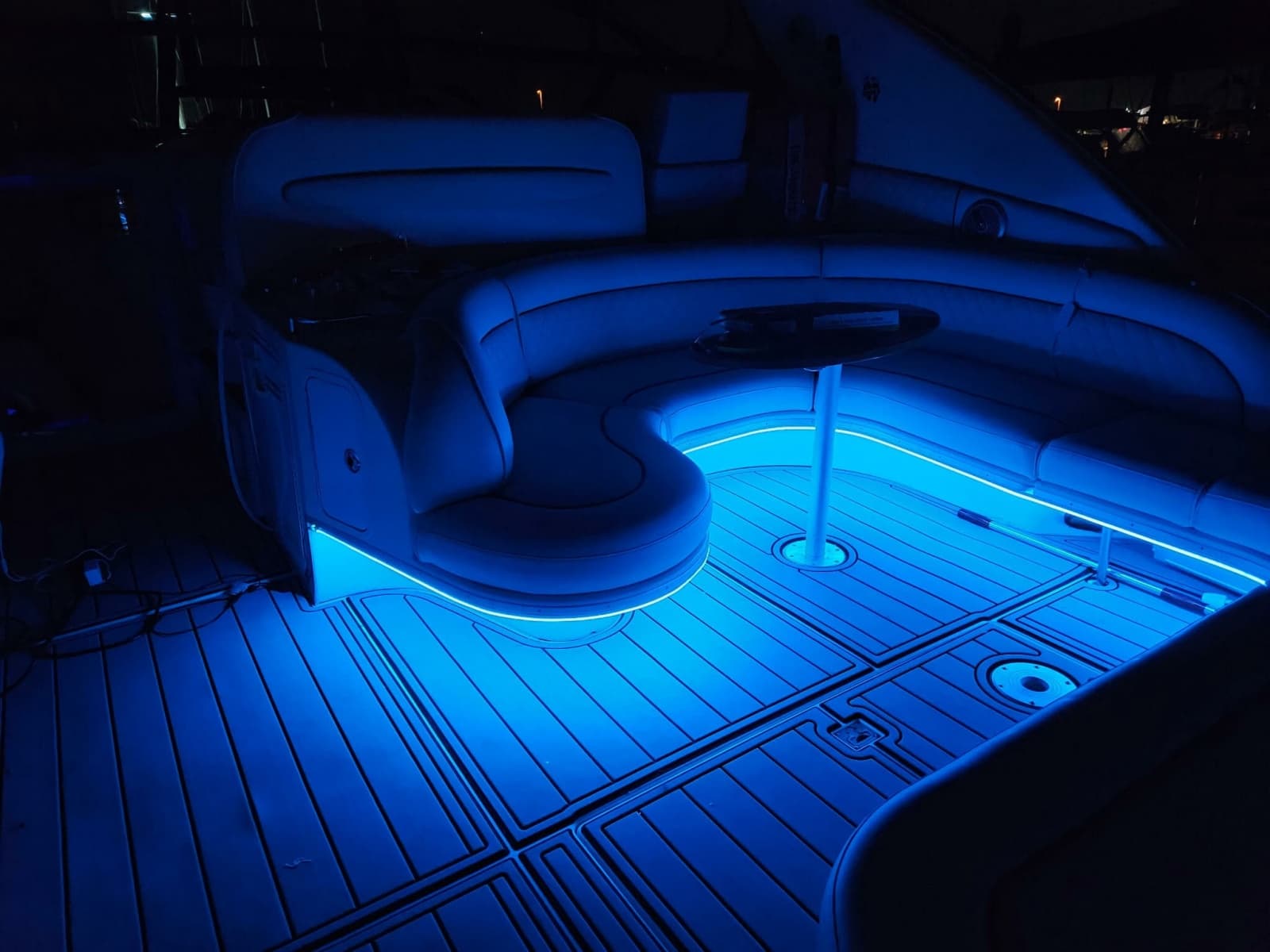 1997 Sea Ray 450 Sundancer - Photo 41